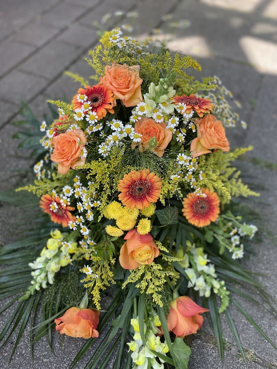 4 Trauerstrauß in Orange und Gelb